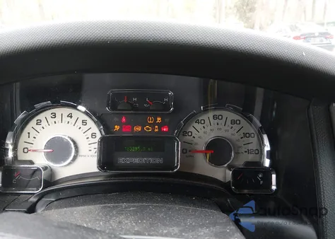 2013 Ford Expedition Limited z USA, uszkodzony, nr VIN 1FMJU2A52DEF61349